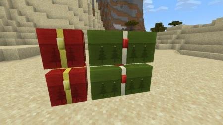 4 коробки с рождественскими подарками в пустыне