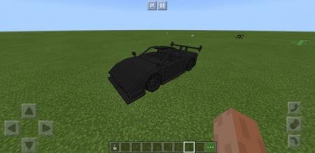 Чёрный спортивный автомобиль Пагани Зонда