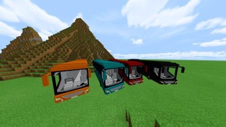 Представление четырёх расцветок элегантного автобуса: оранжевый, зелёный, красный и чёрный