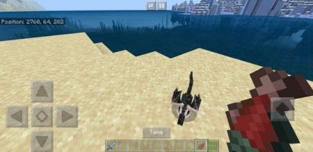 Игрок приручает дракона с помощью лосося