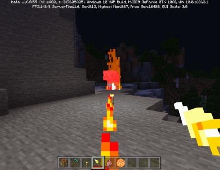 Игрок поджёг моба с помощью нового факела
