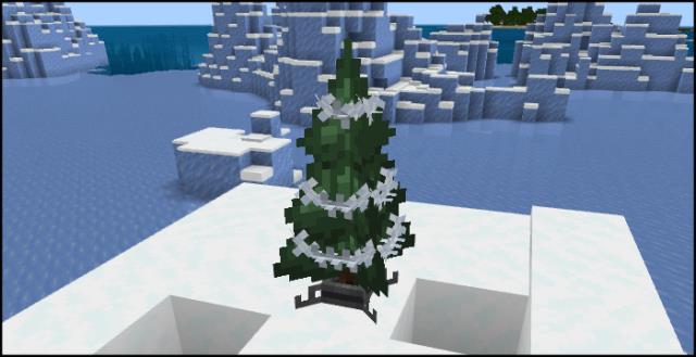 Красивая елочка на снегу