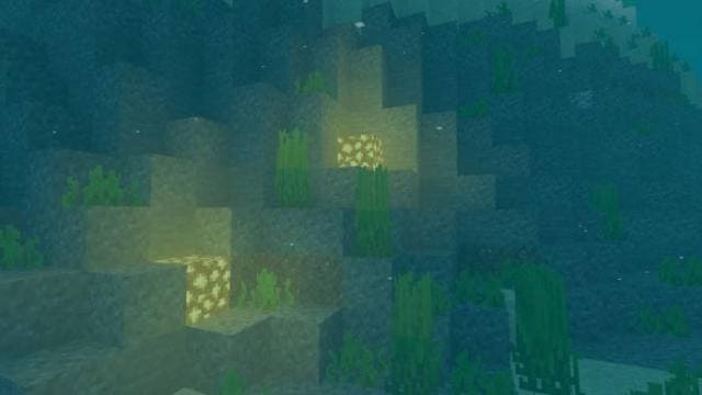 Светящиеся блоки под водой