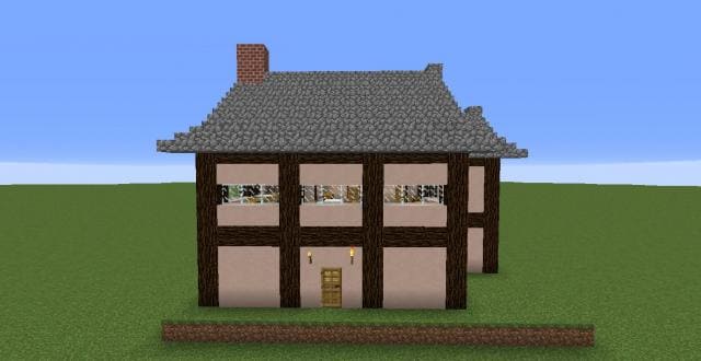 Как выглядит деревенский домик спереди