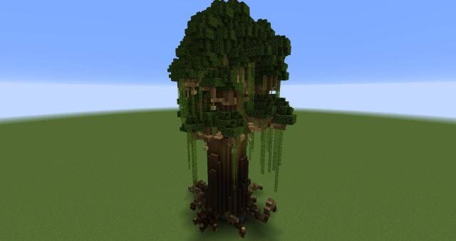 Крепость в дереве вид спереди