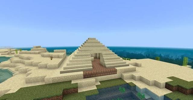 Небольшая пирамида
