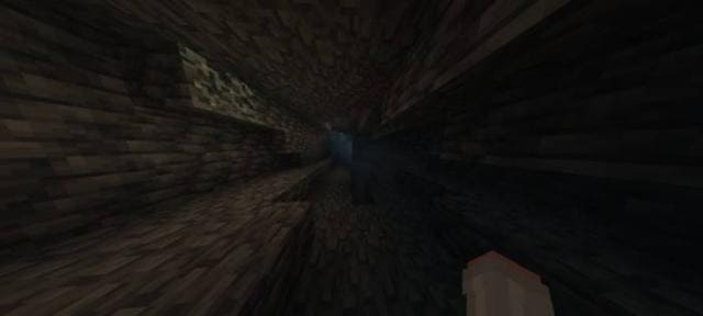 Длинный коридор в пещере