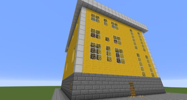 Желтый домик вид спереди 2