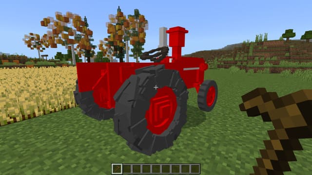 Красный трактор в огороде