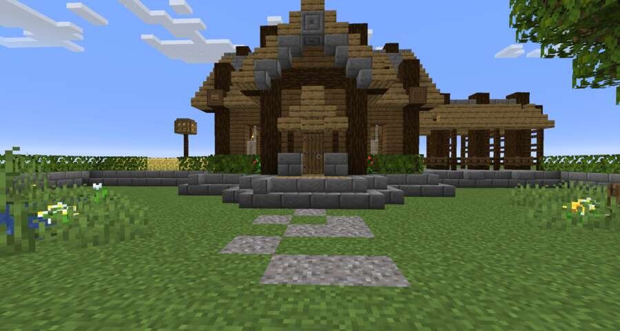 Огороженный дом вид внутри