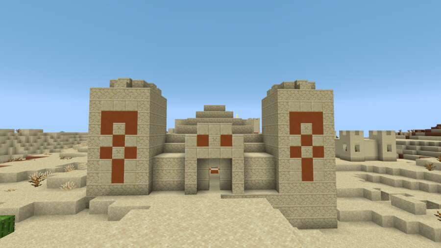 Как выглядит пустынный храм и деревня спереди