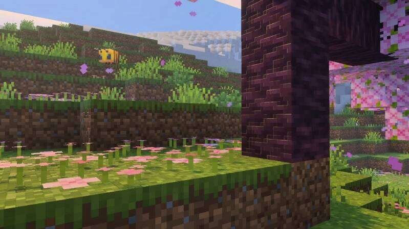 Пчела в Вишневом лесу