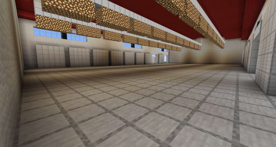 Огромный склад внутри