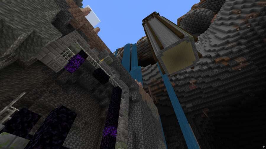 Вход в ущелье снизу