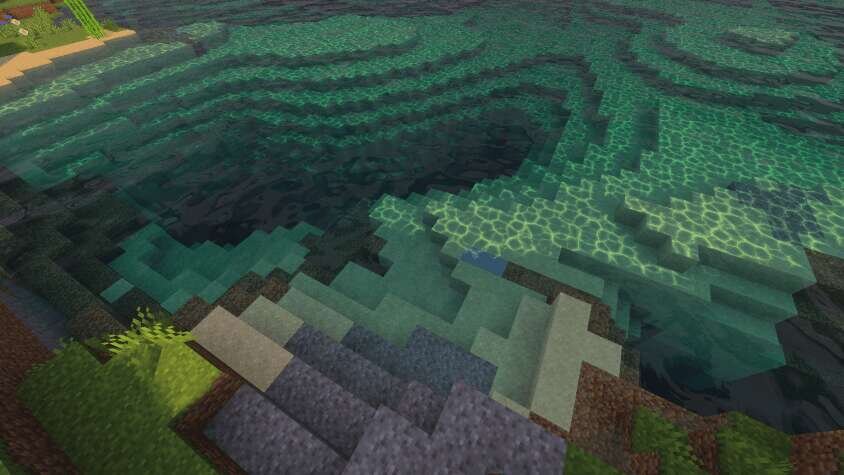 Отражения воды под водой