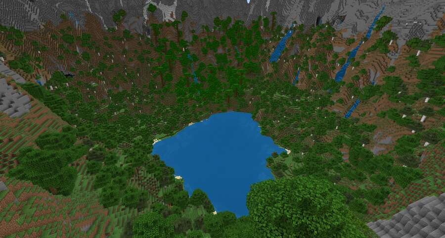 Вид на горное озеро вид сверху на небольшое озеро