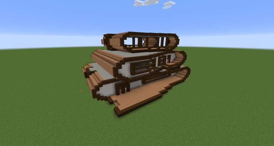 Необычный дом вид сбоку