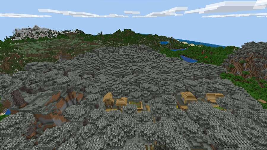 Деревня прямо в Бледном саду на фоне неба