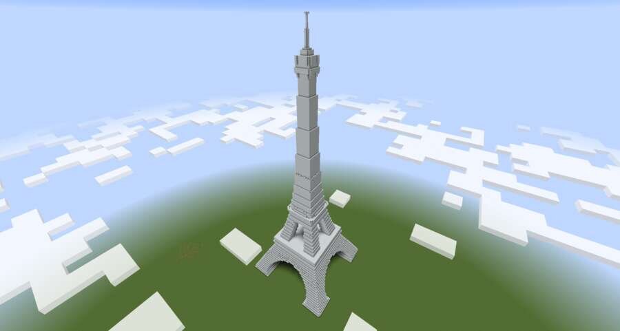 Эйфелева башня вид спереди